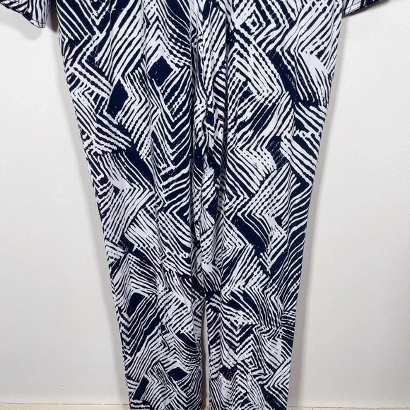 Trina Turk Size 2 Geometric Long Sleeve Woodblock  White Navy Casual Jumpsuit - Picture 14 of 15